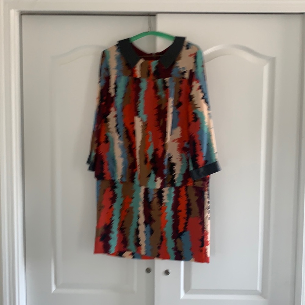 short multi color dress size M